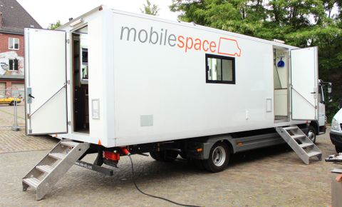 Vorschaubild News-Artikel – Jumbo Maskenmobil mit 4 Plätzen