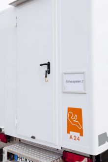 Aufenthaltsmobil, Schauspielermobil, Schauspieler Aufenthalt, mobiler Aufenthaltsraum, Wohnmobil