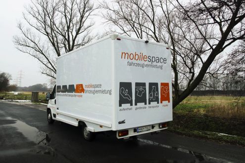 Maskenmobil mit 2 Schminkplätzen,Stylingmobil, Fotoshooting Mobil, Maskenmobil unter 3,5T, Maskenmobilvermietung an Selbstfahrer