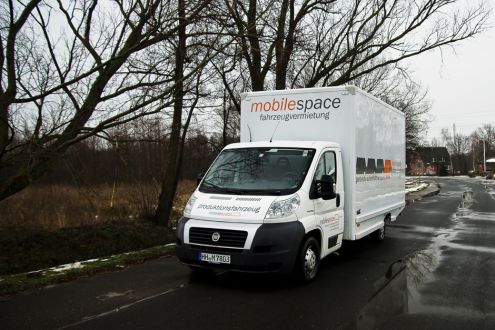 Maskenmobil Mietfahrzeug M2 Masken-Sprinter Außenansicht