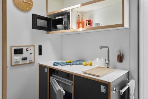 kleine Küche im Mobil für Snaks zwischendurch