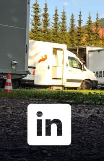 mobilespace Fahrzeug und LinkedIn Logo